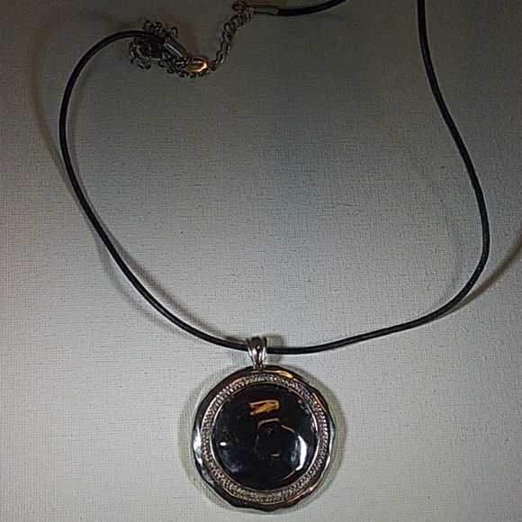 Chico's Large Pendant Necklace --23 - Picture 3 of 4